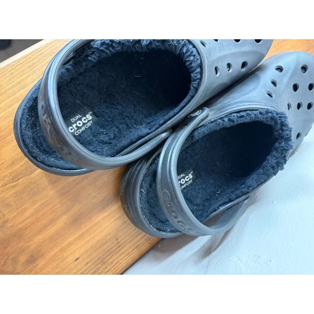 Crocs Classic Fuzz Lined Clogs Black Mens 8 Womens 10 Fleece Slippers Shoes